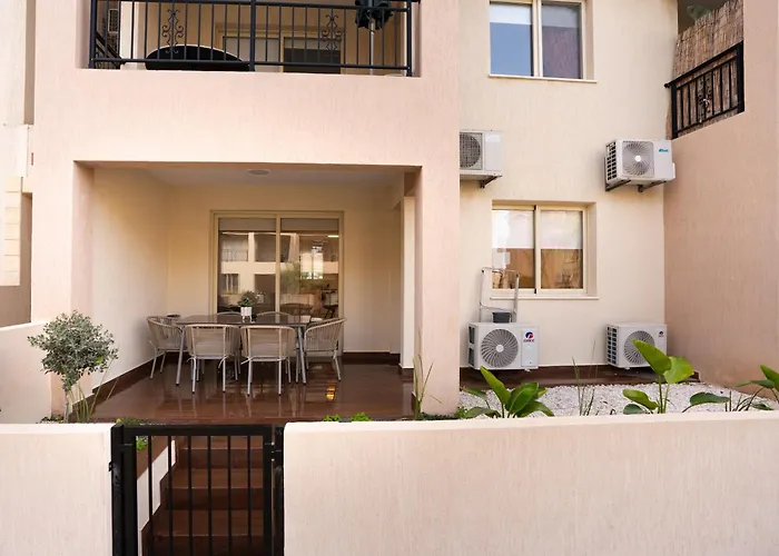דירה Royal Seacrest Luxe 2b Poolside *