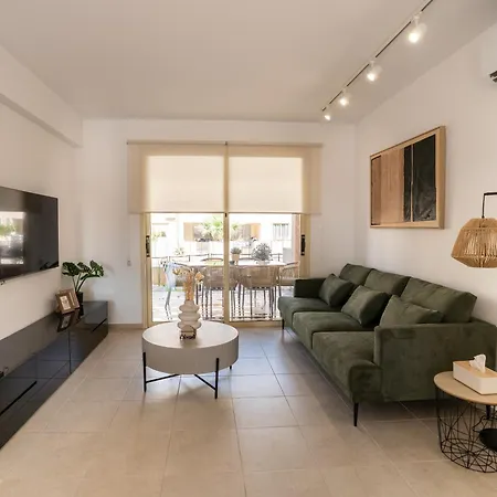 דירה Royal Seacrest Luxe 2b Poolside *