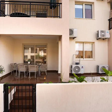 Apartment Royal Seacrest Luxe 2b Poolside *