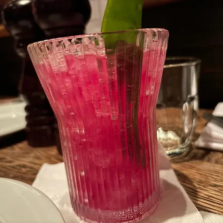 Royal Seacrest Luxe 2b Poolside *