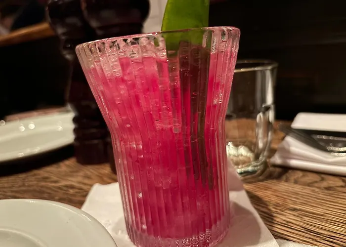 Royal Seacrest Luxe 2b Poolside *