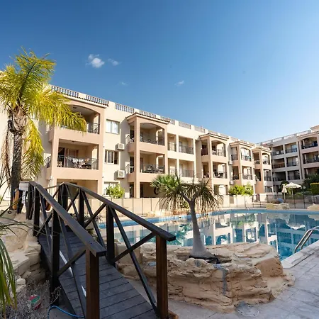 Royal Seacrest Luxe 2b Poolside *