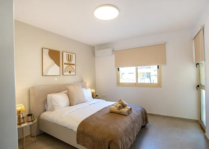 Lägenhet Royal Seacrest Luxe 2b Poolside *